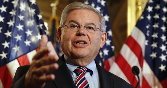 رفیق حزبی اوباما در کنار رقیبانش