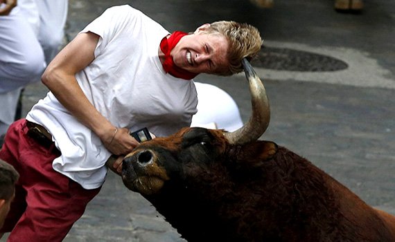 گاوهایی که شوخی ندارند؛ ۷ کشته در گاوبازی اسپانیا