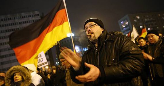 آهنگ ضدنازی در بازار فروش غوغا کرد