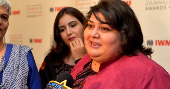 روزنامه‌نگار زن آذربایجانی به بیش از هفت سال زندان محکوم شد