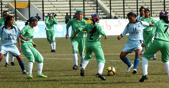 تغذیه مطلوب برای بانوان ورزشکار چیست ؟