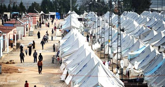 نویسندگان بریتانیایی به پناهندگان سوری کمک‌های میلیون دلاری می‌کنند