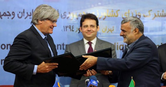 ایران و فرانسه قراردادهای اقتصادی بستند