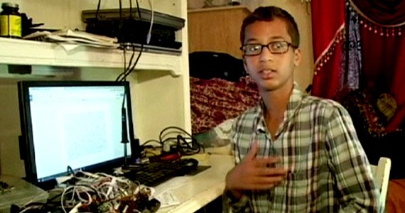 ساعتی که احمد را به کاخ سفید رساند