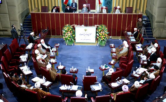 نزدیکی انتخابات خبرگان و تنش بر سر سن