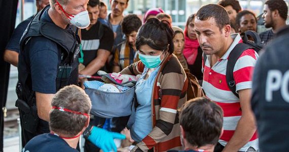 پناه جویان شرقی، کسانی که به خانه دومشان رسیدند