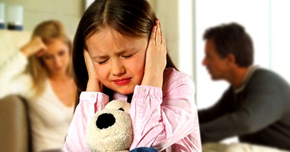 هنگامی که پدر و مادر دچار اختلاف می‌شوند