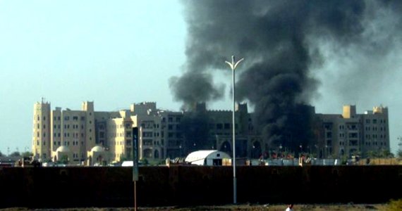 اصابت موشک به مقر کار نخست‌وزیر یمن