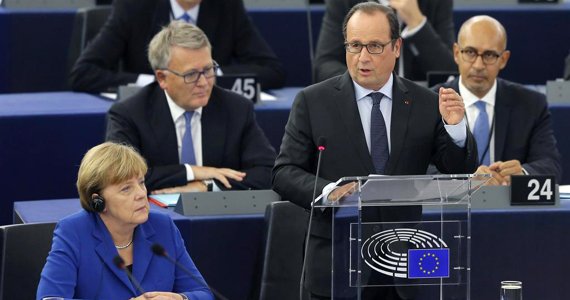 اولاند: بی مدیریت بحران پناه‌جویان خطرآفرین است