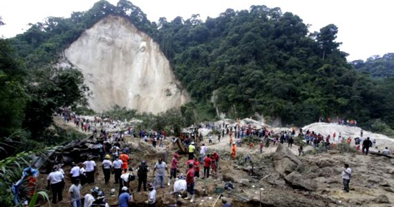 در گواتمالا رانش زمین نزدیک به ۶۰ نفر را کشت