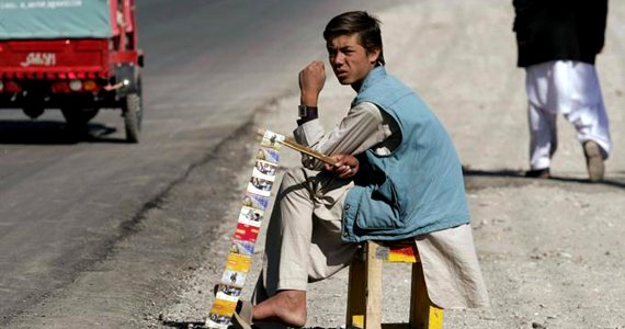 “پرداخت ۱۰ درصد مالیات از تلفن‌های همراه خلاف قانون اساسی است”