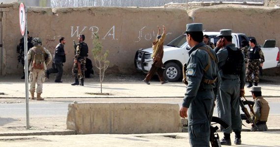 پولیس فراه:۲ فرماندۀ طالبان را کشتیم