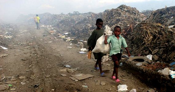 بانک جهانی: تا سال ۲۰۳۰ صد میلیون نفر به فقرای جهان افزوده می‌شود