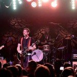 اعضای گروه راک آمریکایی که به کنسرتشان در پاریس حمله شد صدمه ندیده‌اند