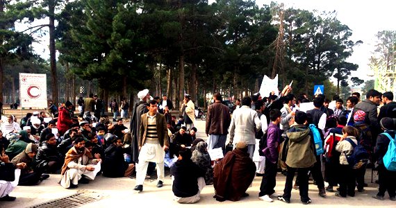 اعتراض‌کنندگان در هرات: زندانیان ما را از پل چرخی انتقال دهید