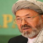 کریم خلیلی به‌عنوان رییس شورای عالی صلح برگزیده شد