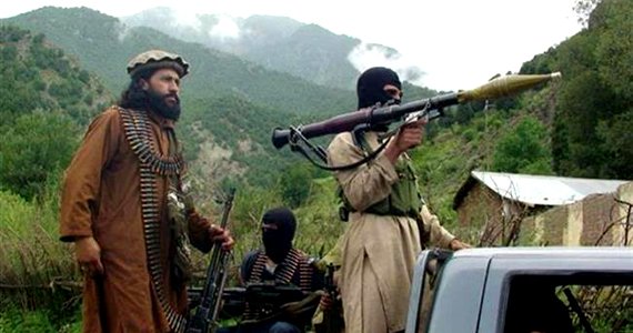 طرفداران ملأ اختر وملا رسول در زابل به جان هم افتادند