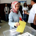 مردم ترکیه امروز به‌پای صندوق‌های رأی‌دهی رفتند