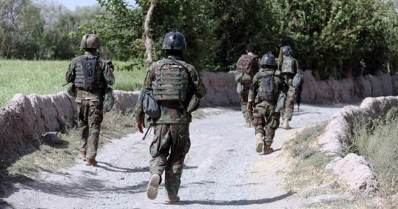 سنگین سقوط کرد و صدها نظامی افغان در محاصره‌اند