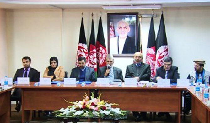 در اولین گام، کمیتۀ گزینش رییس و سخنگوی خود را انتخاب کرد