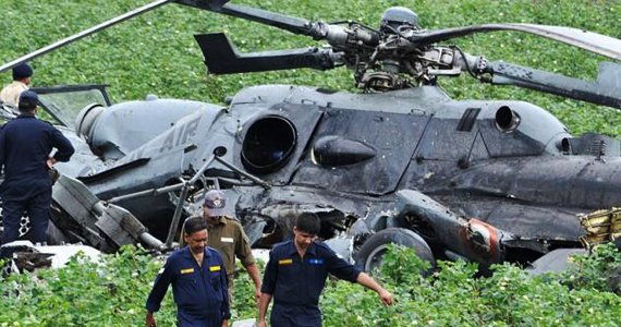 سقوط یک هواپیمای هندی جان ۱۰ نظامی این کشور را گرفت