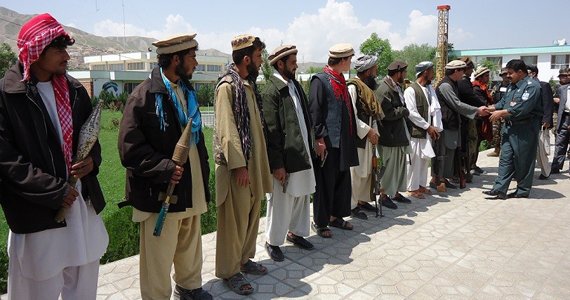 ۱۰۰ تن از گروه طالبان در بادغیس به نیروهای پولیس پیوستند