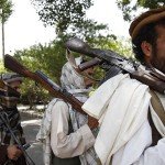 پیکارجویان طالب یک سارق را تیرباران کردند