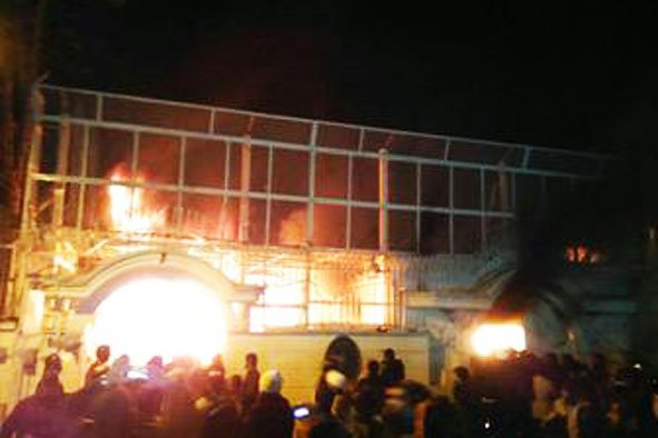 در ادامه تحریم‌های اعراب کویت هم سفیر خود را از تهران فراخواند