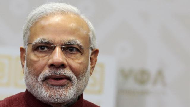 صدراعظم هند از پایگاه هوایی پتانکوت دیدن کرد