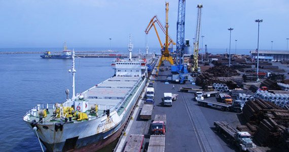 پاکستان خواستار گسترش روابط اقتصادی‌اش با افغانستان شد