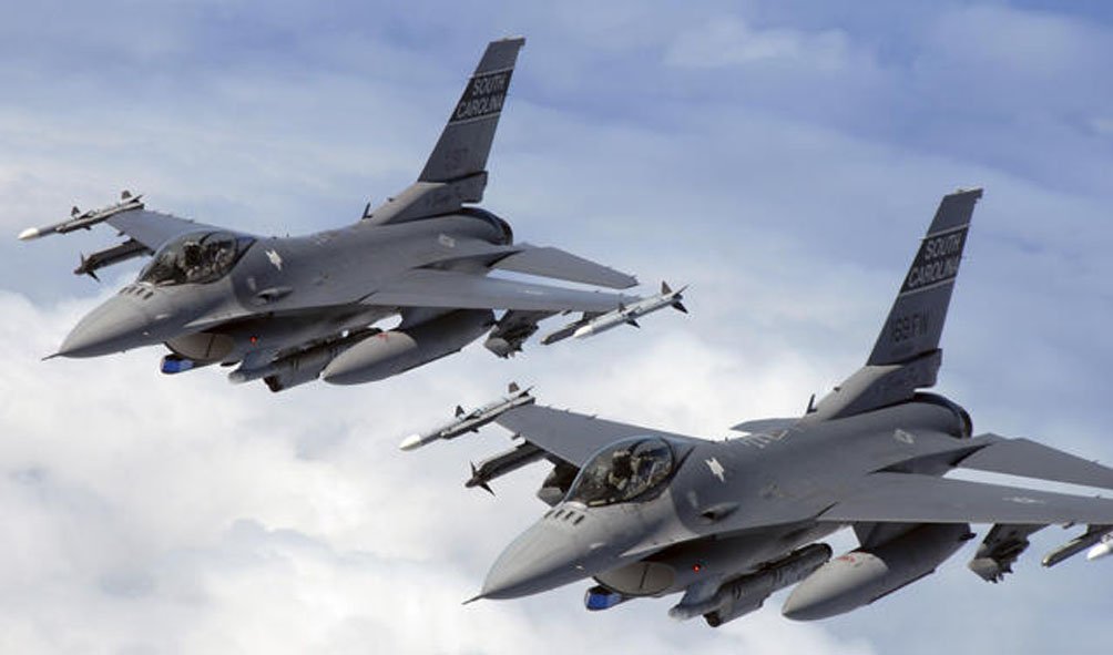 آمریکا با فروش جنگنده‌های اف ۱۶ به پاکستان موافقت کرد