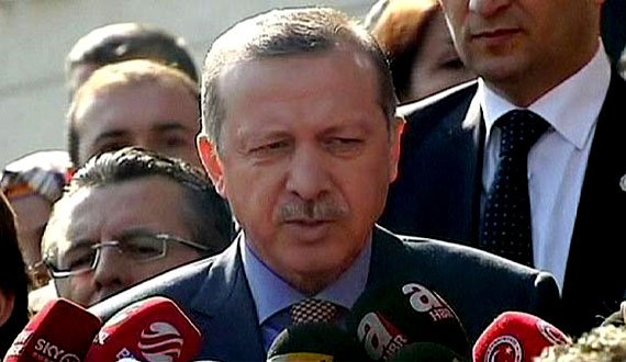 اردوغان: مرز ترکیه را به روی پناه‌جویان بازخواهیم کرد
