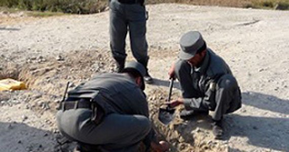 خنثی سازی یک حقله ماین در هرات