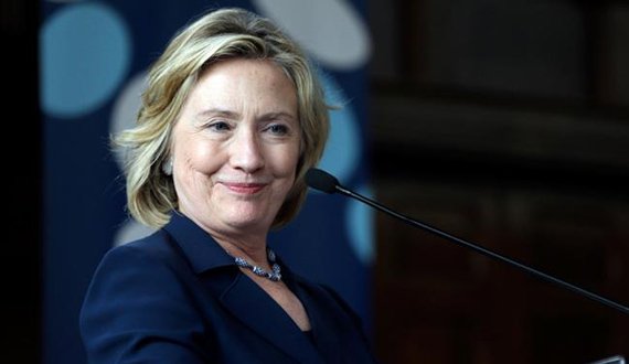 کلینتون: بر مسلمانان فشار نیاورید، با داعش بجنگید