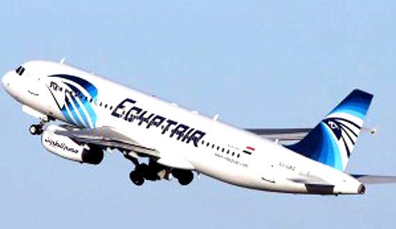 طیاره ربایی در فضای مصر همچنان ادامه دارد