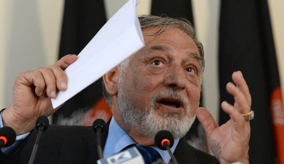 نورستانی: استعفا دادم برکنار نشدم