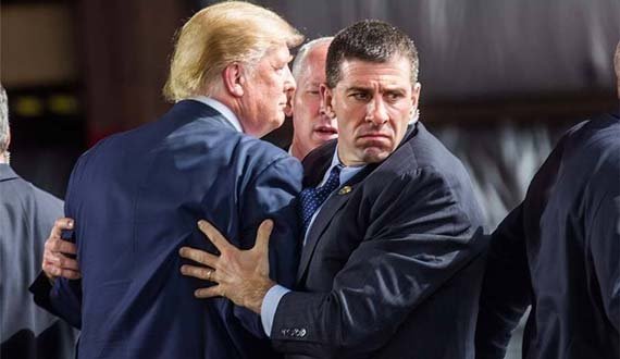 یک مهاجم به ترامپ حمله کرد