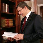 اوغلو: ترکیه در زمان تحریم‌ها علیه ایران این کشور را حمایت می‌کرد