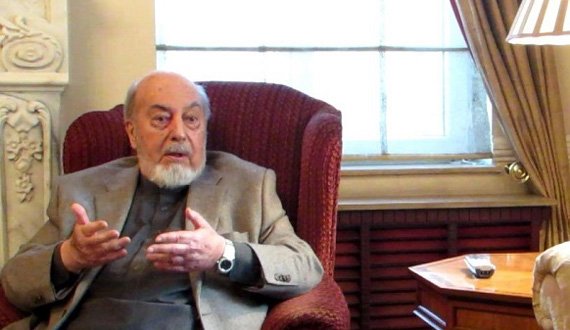 گیلانی: من نگفتم که جنگ علیه طالبان روا نیست