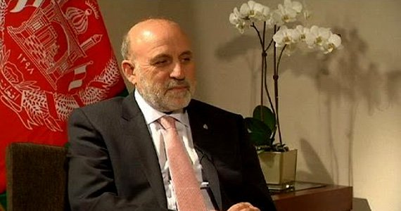 داوودزی از آمریکا خواهش کرد که فراتر از قانون عمل نکند