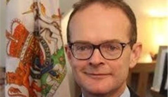 بریتانیا نیز برای گفتگوهای صلح افغانستان آستین بالا می‌زند