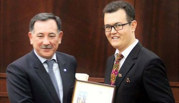 دانشجوی افغان عنوان بهترین دانشجوی قزاقستان را گرفت