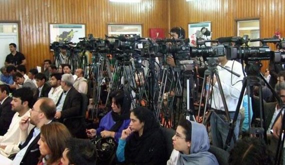 “تجلیل از روز آزادی مطبوعات باکمی خوشحالی”