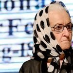 ملکه رنجبر:” نمی‌دانم چرا مرگ به سراغم نمی‌آید”