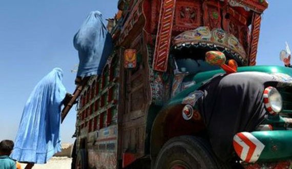 ضرب الاجل حکومت خیبر پشتونخواه به مهاجرین افغان