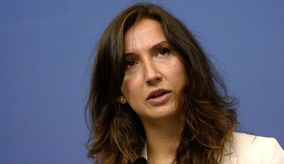 وزیر مسلمان سوئدی به دلیل رانندگی پس از مصرف الکل استعفا داد