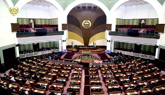 تاکید مجلس نمایندگان به پایان مداخله خارجی‌ها در افغانستان