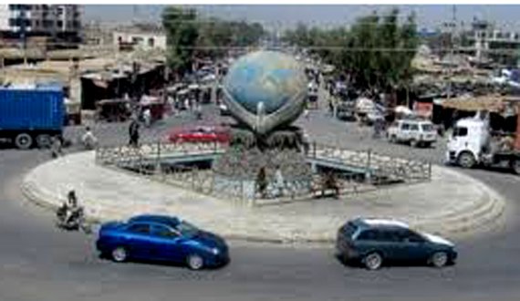 مقام های مرکزی توجهی به نبود امکانات در دانشگاه فراه ندارند