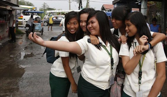 آزمایش اجباری اعتیاد دانشجویان در فیلیپین