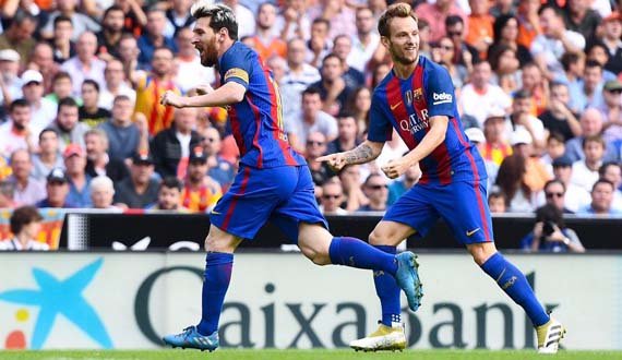 پیروزی سخت بارسلونا در زمین والنسیا